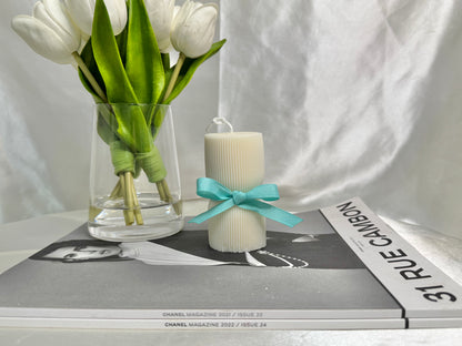 Pilar de reloj de arena pequeño